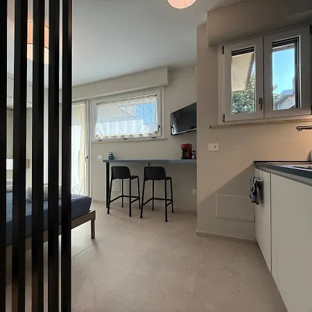 Apartament La Casetta Dei Ronchi Blu Cobalto